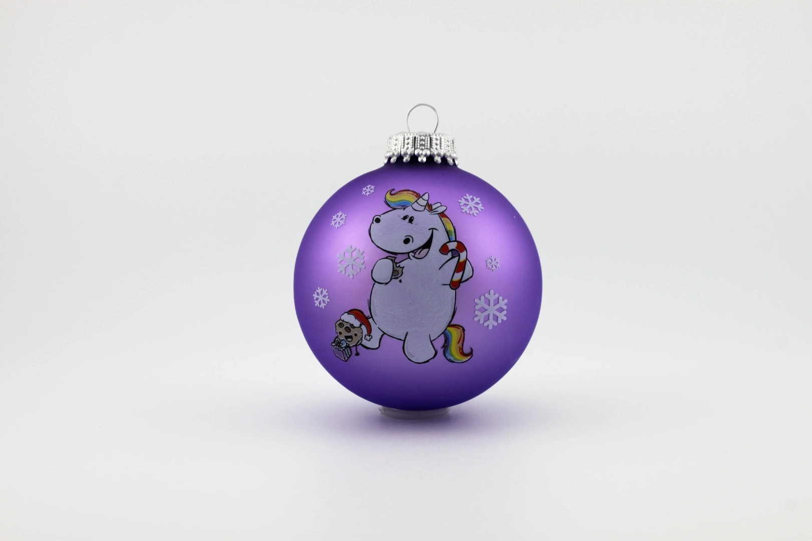 weihnachtskugeln selber gestalten mit Einhornmotiv